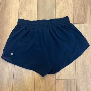 Lululemon Hotty Hot Shorts 2.5" High Rise
